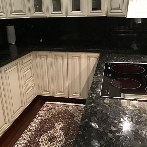 506 388 Drake Street