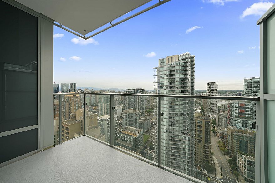 3207 1289 Hornby Street