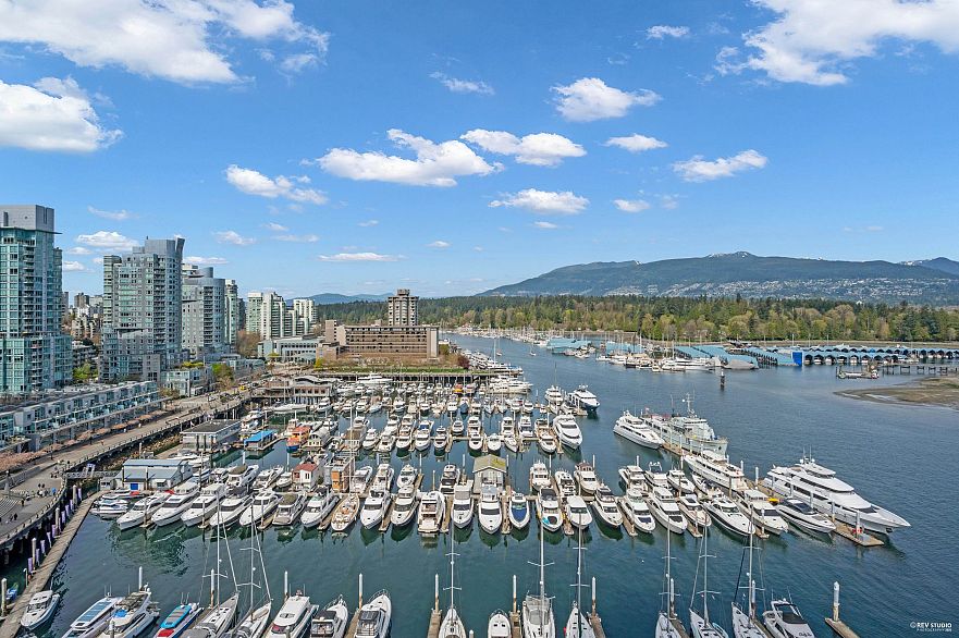 1304 323 JERVIS STREET, Vancouver BC V6C 3P8