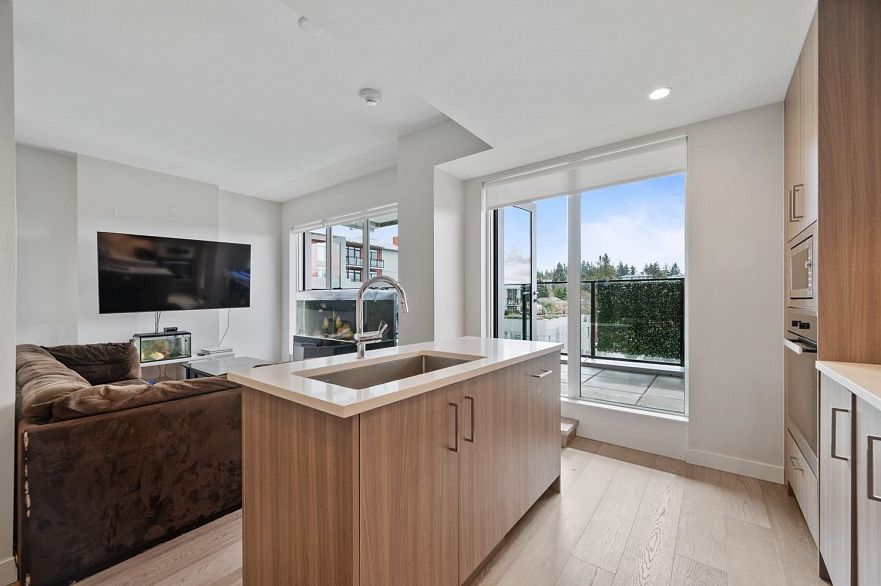 508 528 W King Edward Avenue