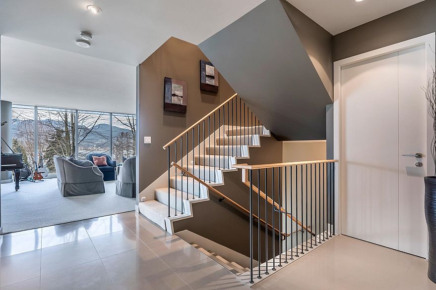 101 1139 W Cordova Street