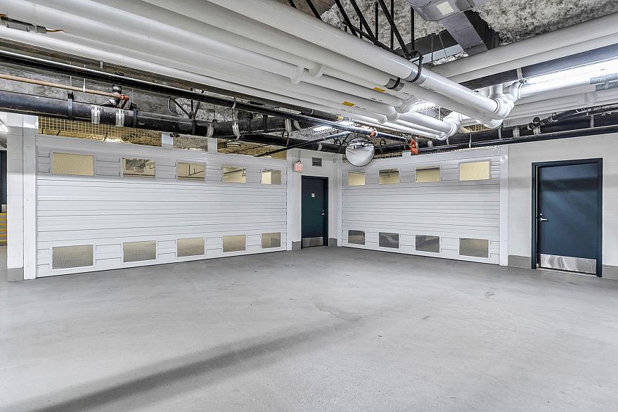 101 1139 W Cordova Street