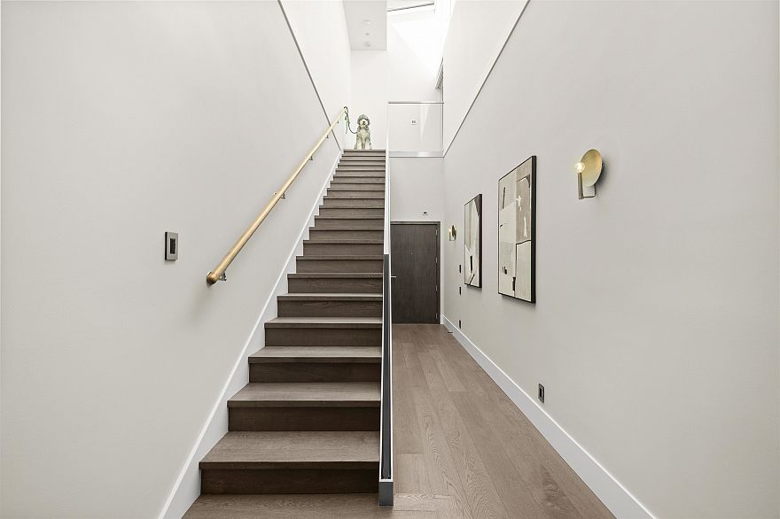 1803 8588 Cornish Street