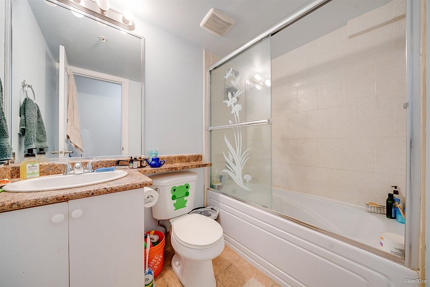 3576 E Georgia Street