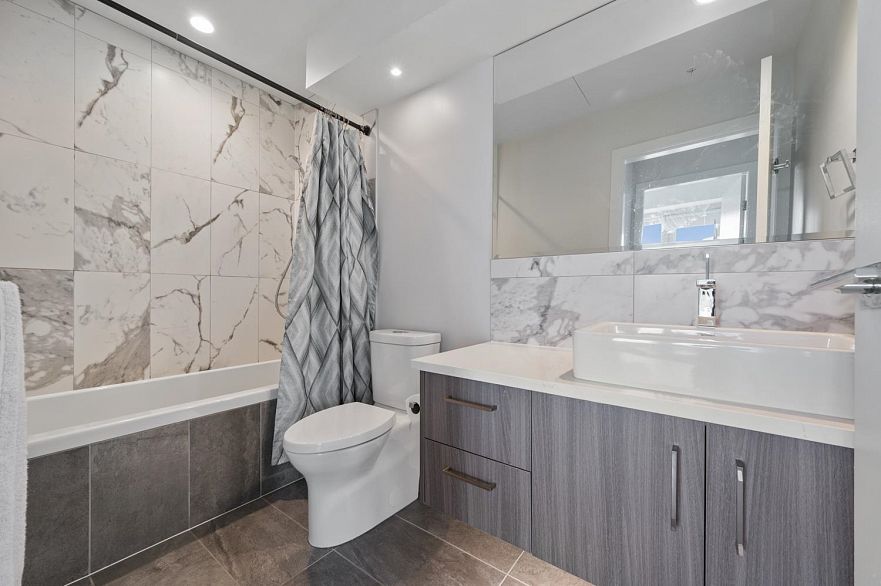 508 528 W King Edward Avenue