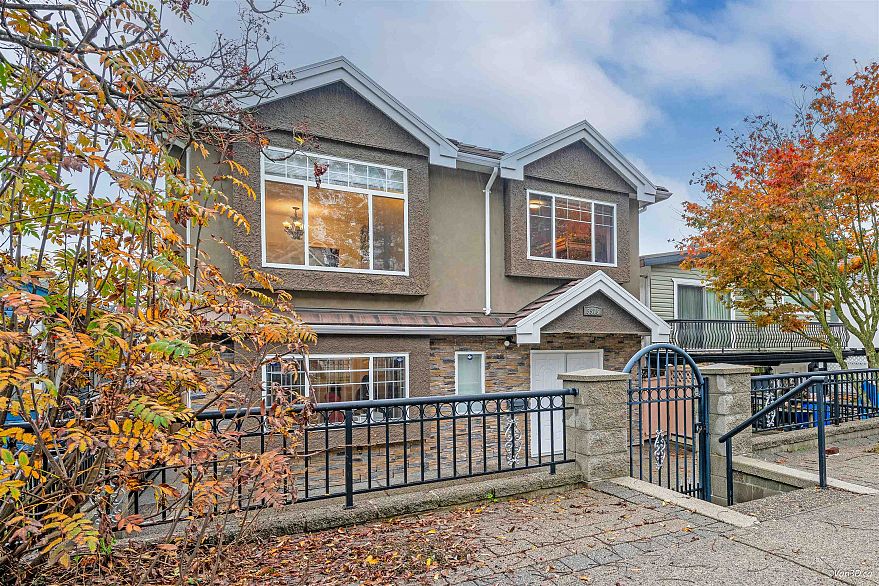 3576 E Georgia Street