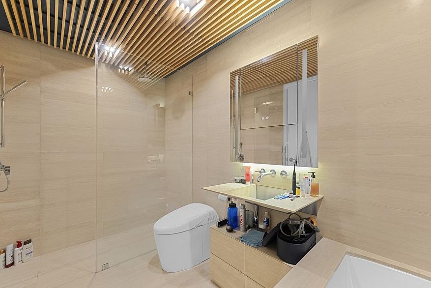 1901 1568 Alberni Street