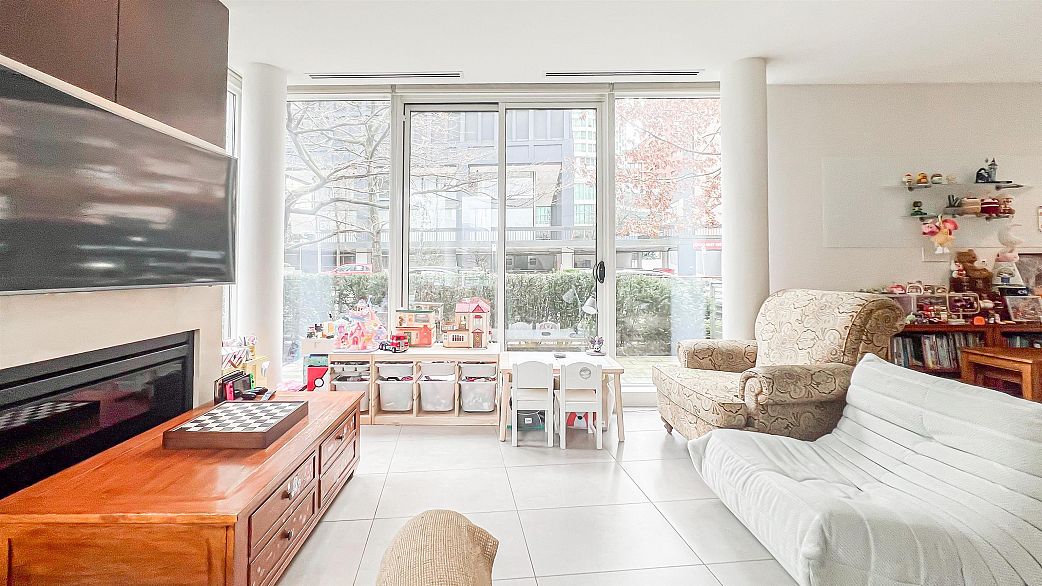 1133 W Cordova Street