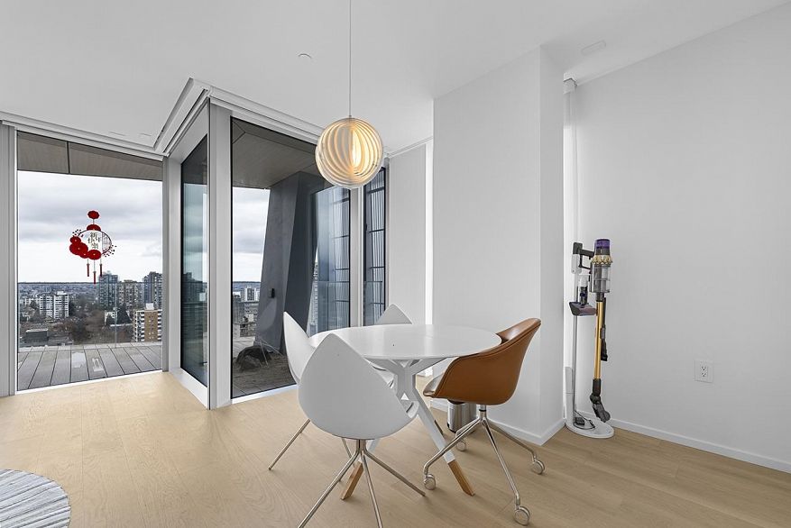 1901 1568 Alberni Street