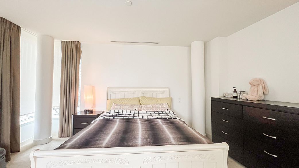 1133 W Cordova Street