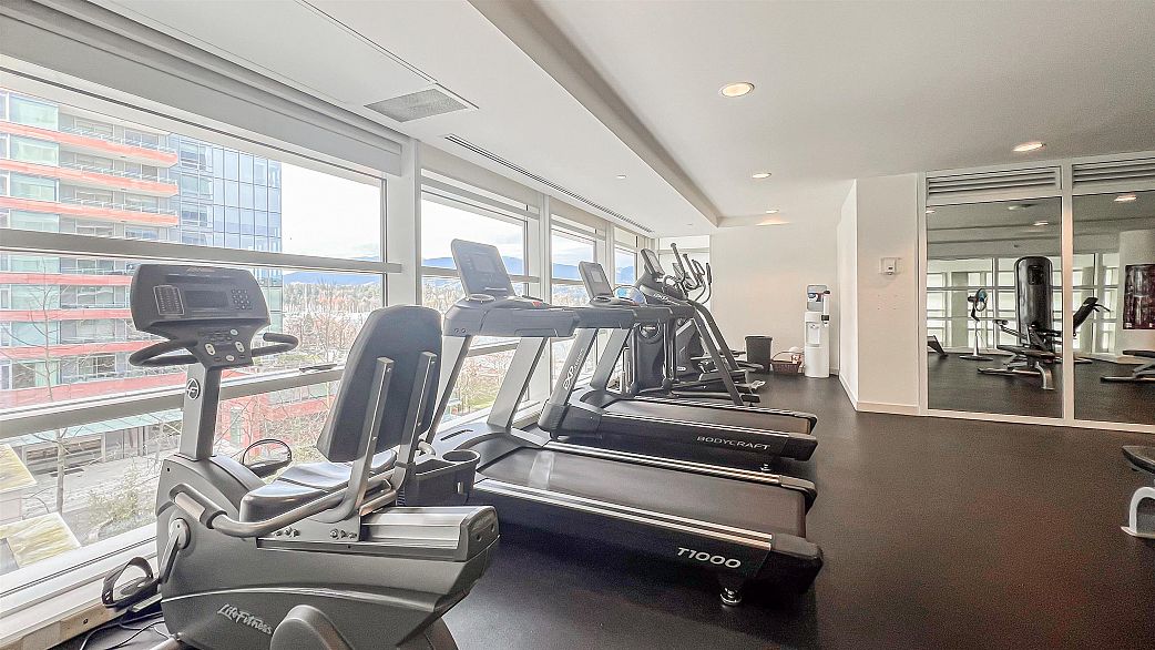 1133 W Cordova Street