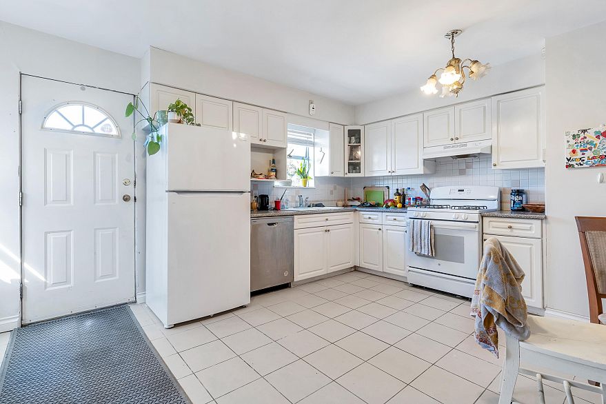 5755 Dumfries Street