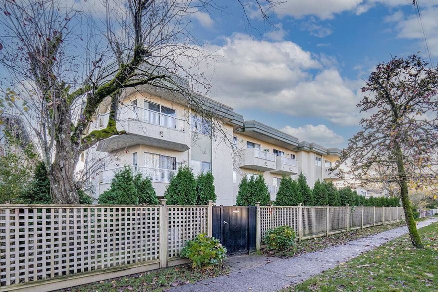 302 458 E 43RD AVENUE, Vancouver BC V5W 1T4