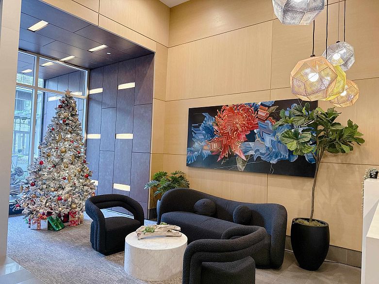 321 3438 Sawmill Crescent