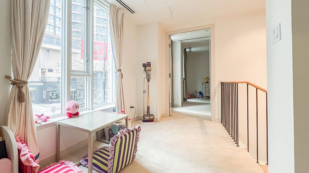 1133 W Cordova Street