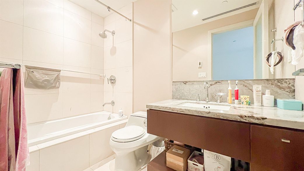 1133 W Cordova Street