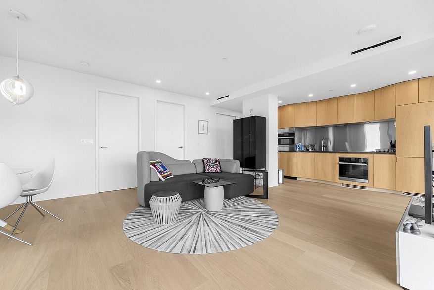 1901 1568 Alberni Street