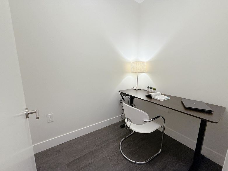 321 3438 Sawmill Crescent