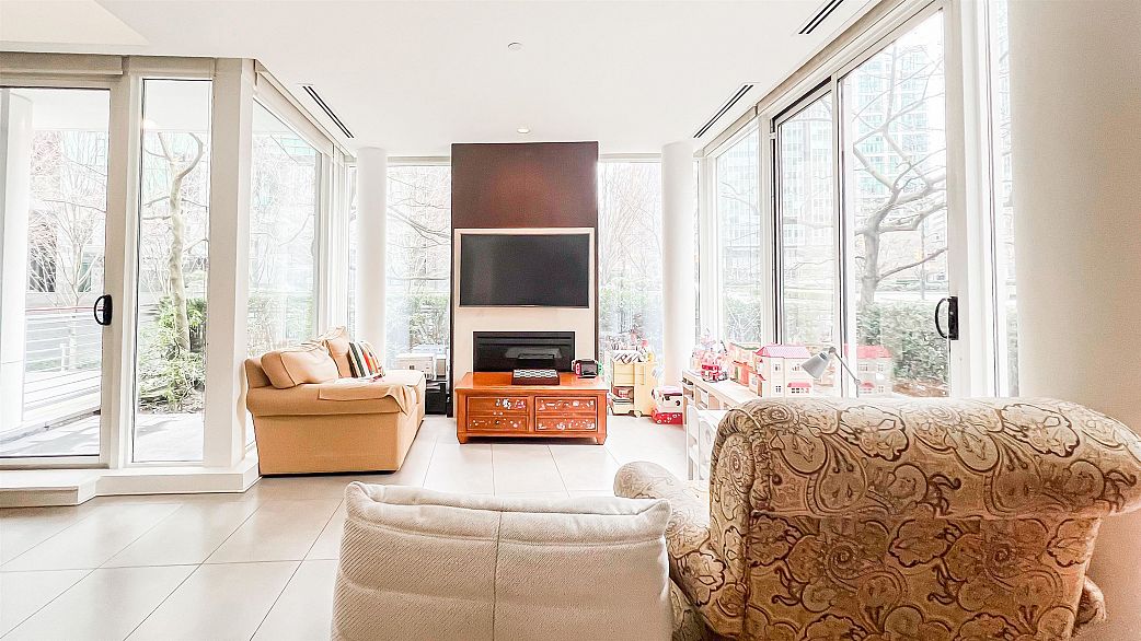 1133 W Cordova Street