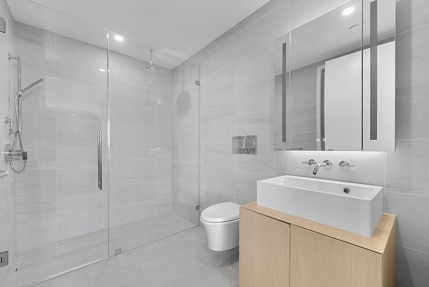 1901 1568 Alberni Street