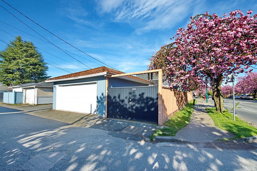 6499 St. Catherines Street