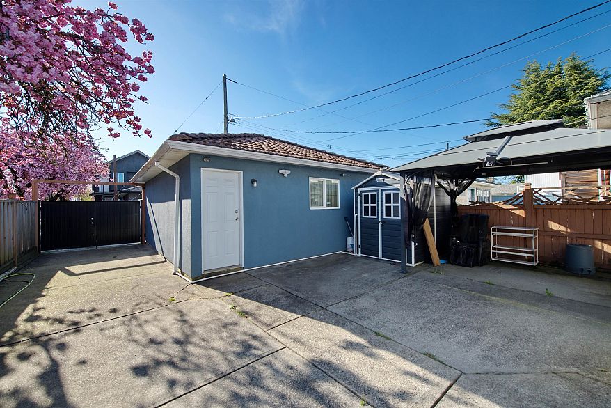 6499 St. Catherines Street