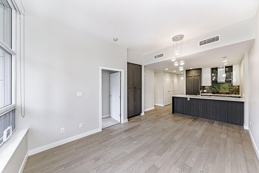 109 5033 CAMBIE STREET, Vancouver BC V5Z 0H6