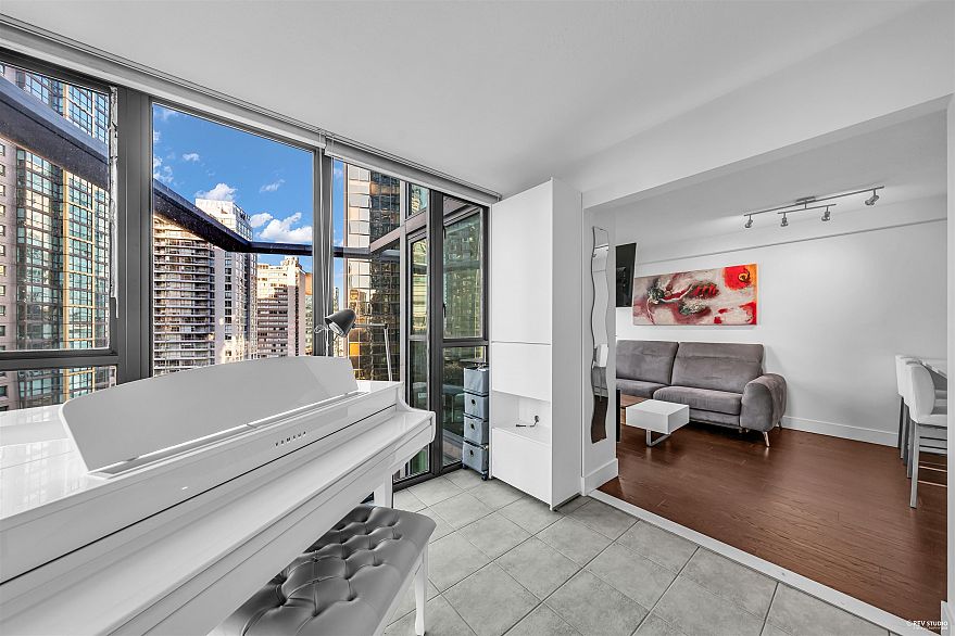 1007 1331 W GEORGIA STREET, Vancouver BC V6E 4P1