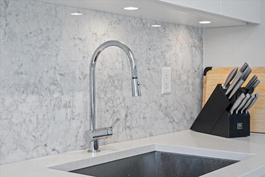 201 2508 Fraser Street