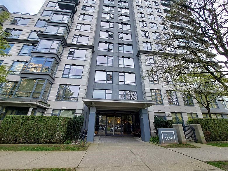 106 3520 CROWLEY DRIVE, Vancouver BC V5R 6G9