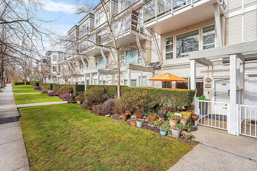 28 2723 E KENT AVENUE, Vancouver BC V5S 3T9