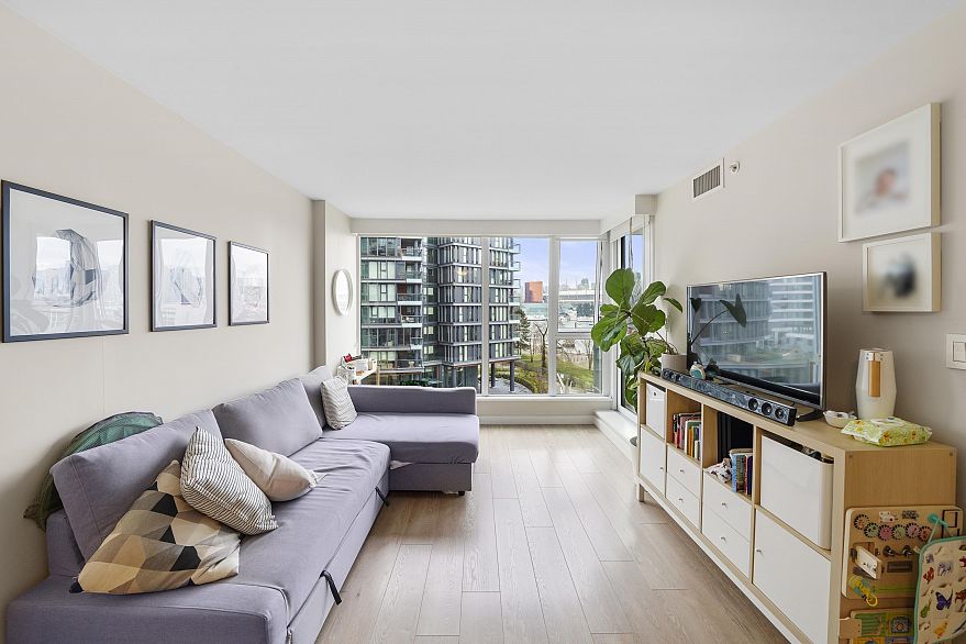 711 1618 QUEBEC STREET, Vancouver BC V6A 0C5