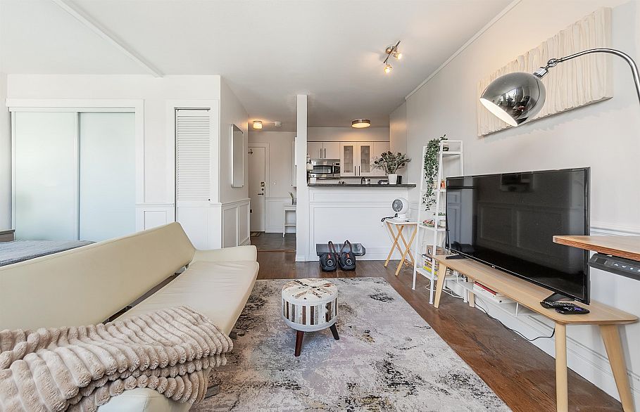 804 1250 BURNABY STREET, Vancouver BC V6E 1P5