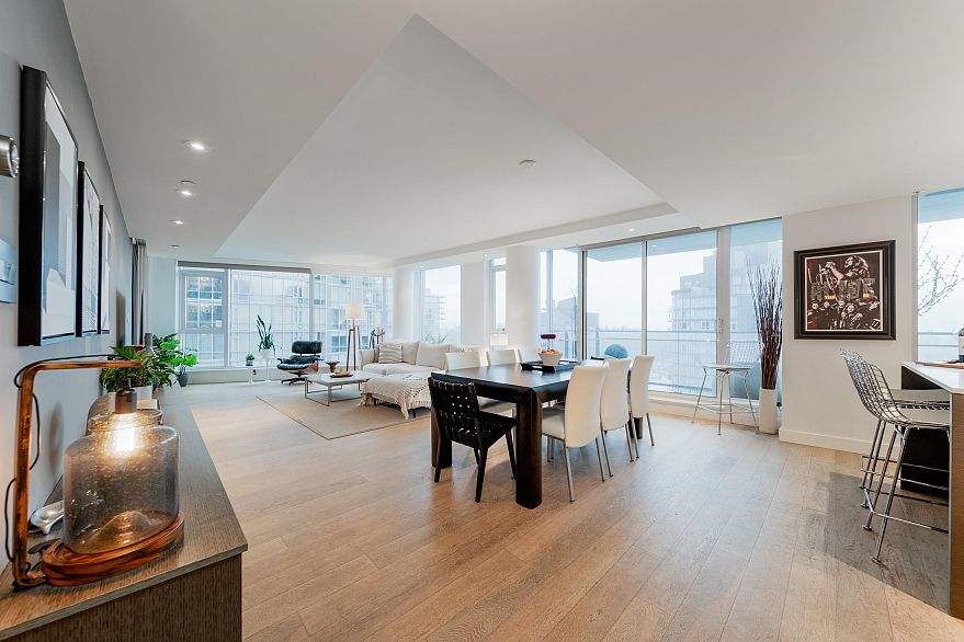 1701 1499 W PENDER STREET, Vancouver BC V6G 0A7