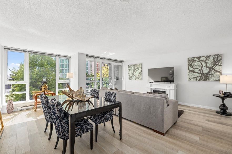 503 788 Hamilton Street