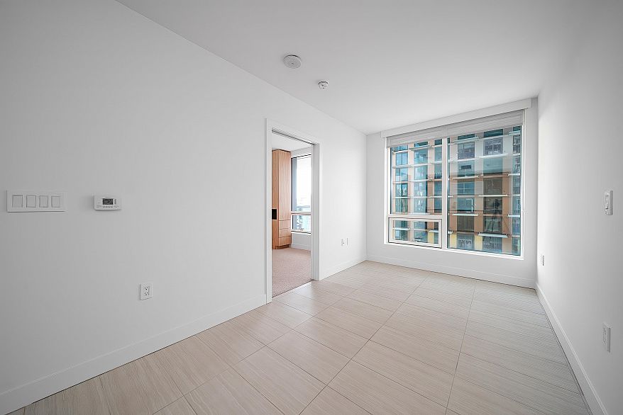 1009 5058 Joyce Street