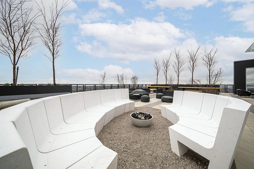 1009 5058 Joyce Street