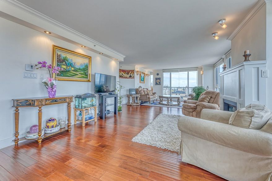 PH1 2121 W 38th Avenue