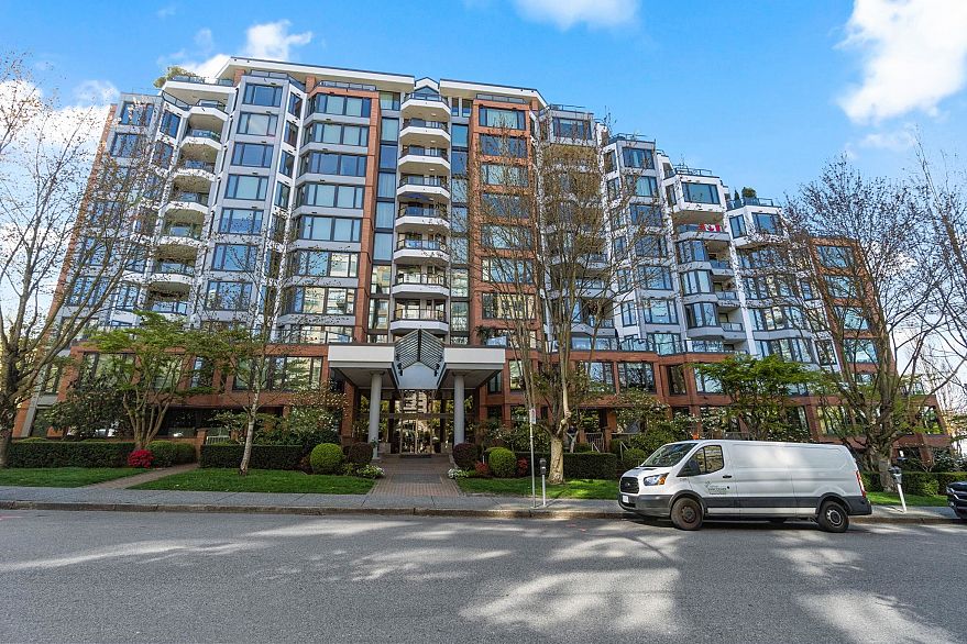 906 2201 PINE STREET, Vancouver BC V6J 5E7