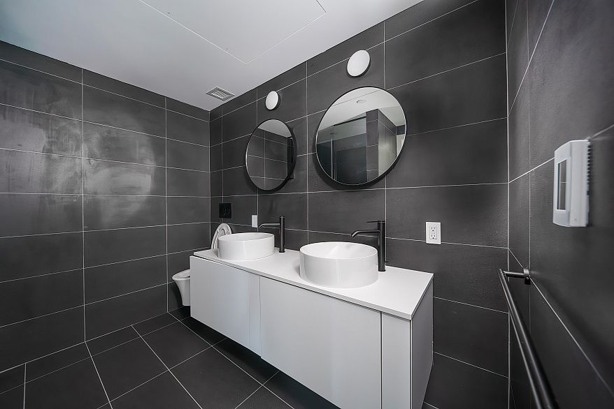 1009 5058 Joyce Street