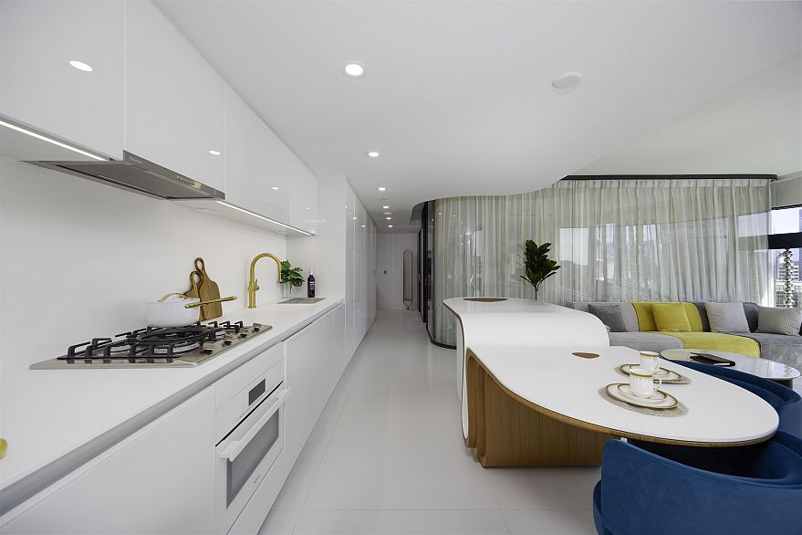 2502 1033 Nelson Street