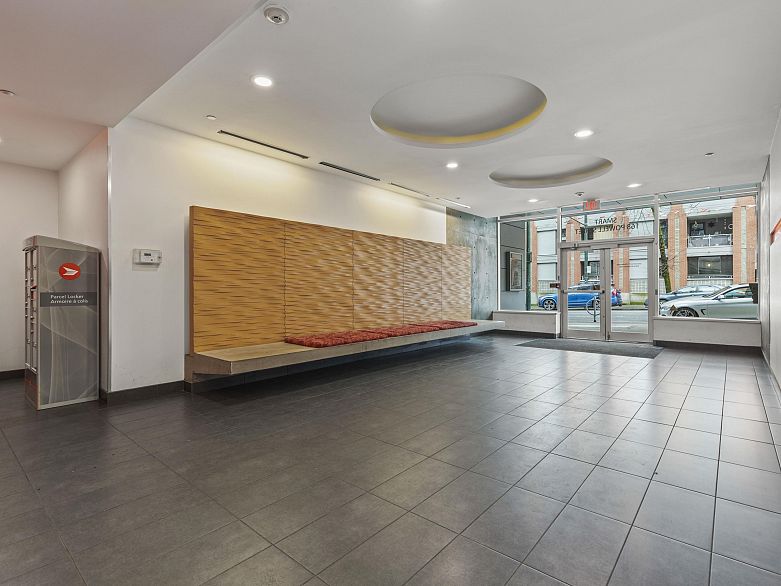 308 168 Powell Street