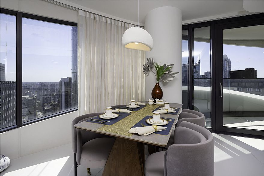 2502 1033 Nelson Street