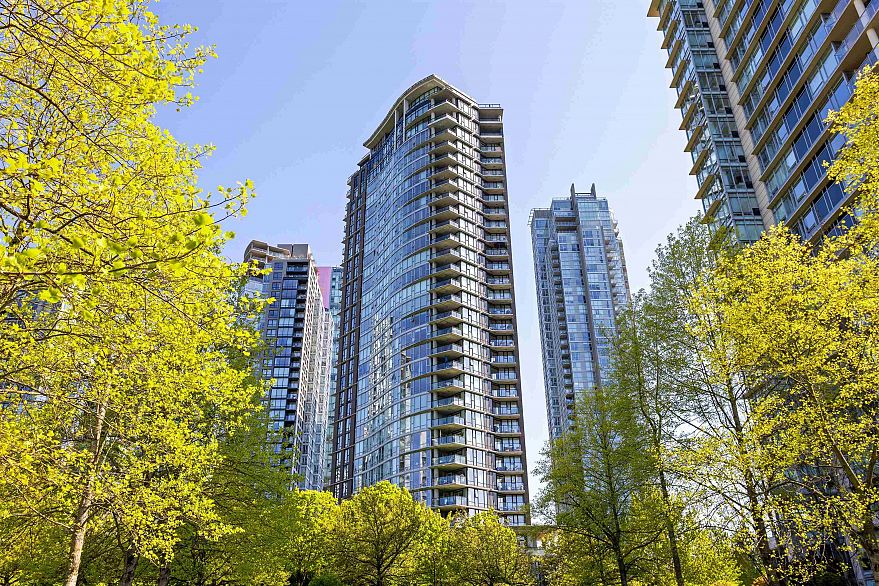 1902 455 BEACH CRESCENT, Vancouver BC V6Z 3E5