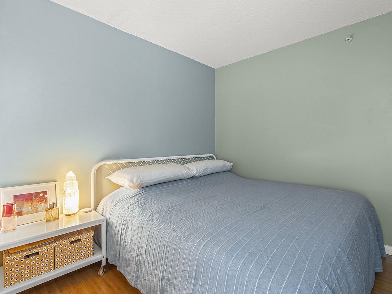 308 168 Powell Street