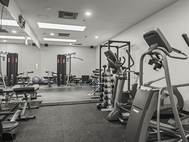 308 168 Powell Street