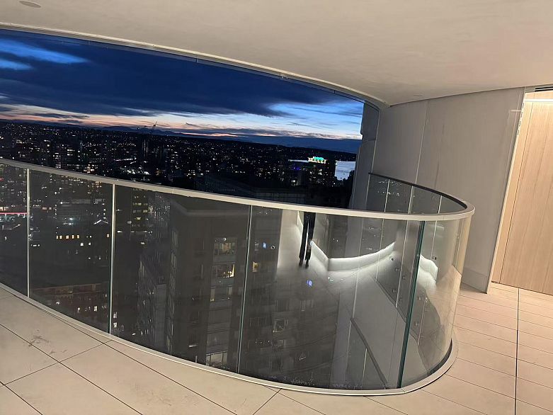 2502 1033 Nelson Street