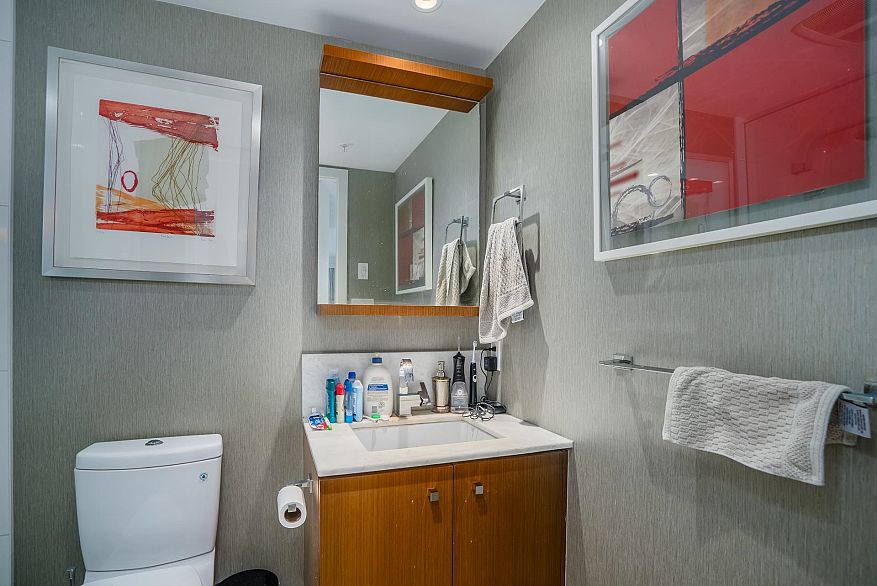 1906 1028 Barclay Street