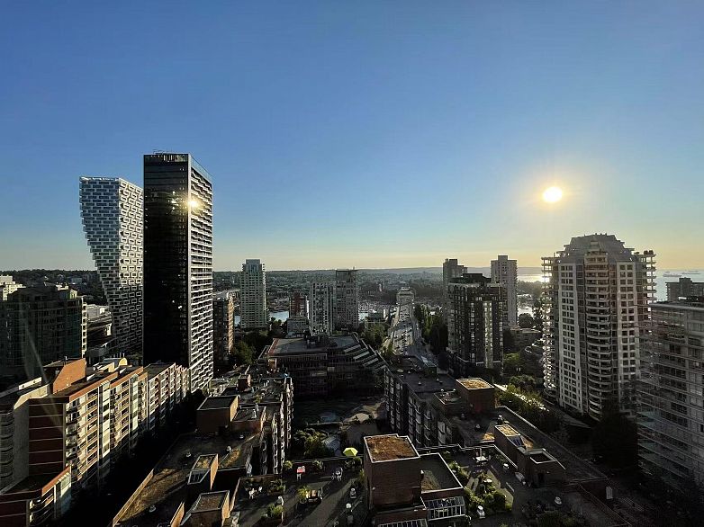 2201 1289 HORNBY STREET, Vancouver BC V6Z 0G7
