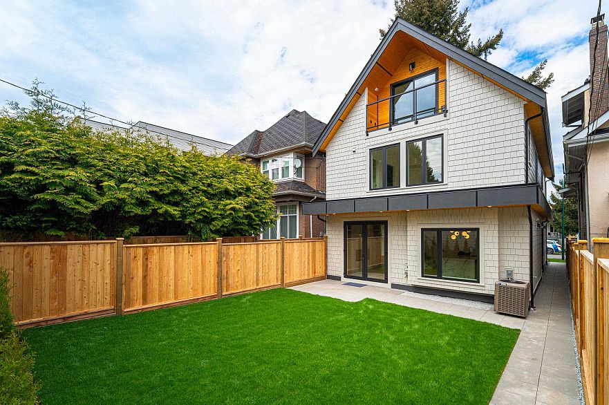 968 W 17TH AVENUE, Vancouver BC V5Z 1V4